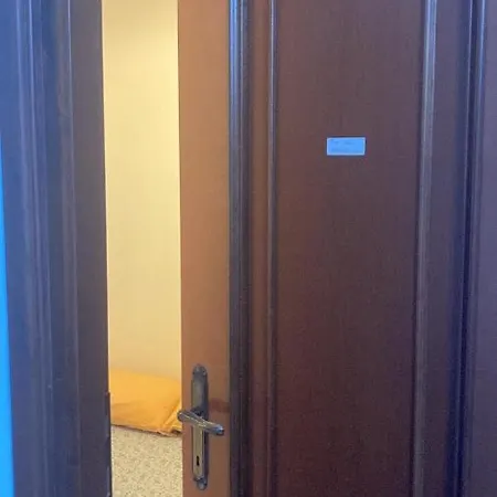 Cheerful Room, Sharing Kitchen In A Cosy Family Art House, Ideal For One Person Or Couple