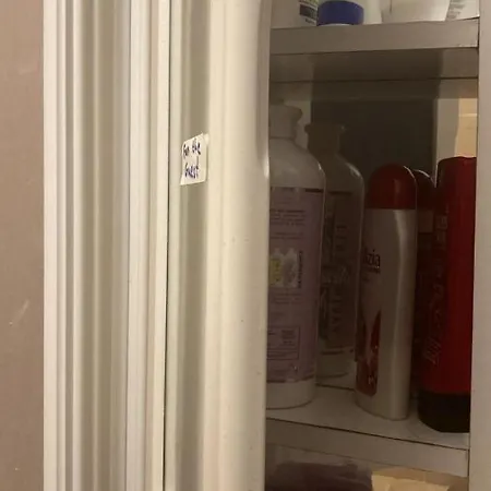 Cheerful Room, Sharing Kitchen In A Cosy Family Art House, Ideal For One Person Or Couple Panzió *