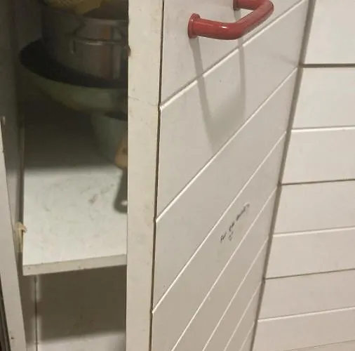 Cheerful Room, Sharing Kitchen In A Cosy Family Art House, Ideal For One Person Or Couple Nocleg ze śniadaniem