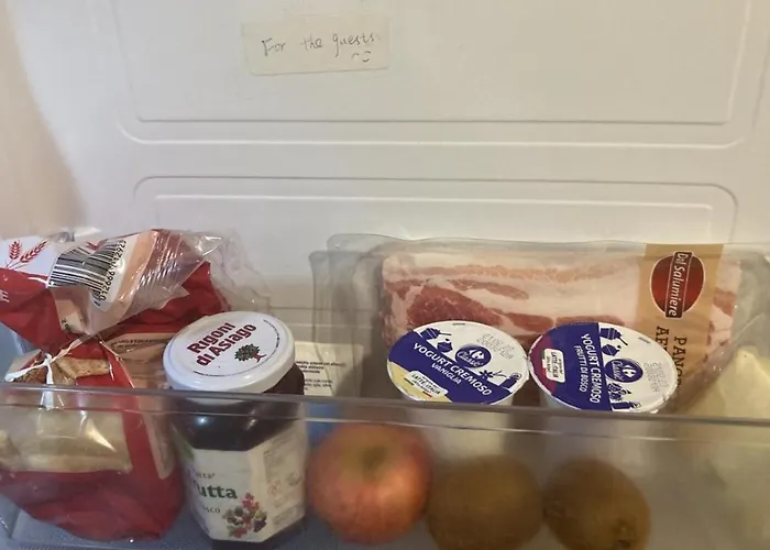 Nocleg ze śniadaniem Cheerful Room, Sharing Kitchen In A Cosy Family Art House, Ideal For One Person Or Couple *